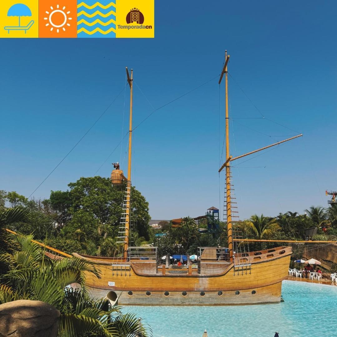Piazza Com Acesso Ao Acqua Park - Gustavo Aparthotel Калдас Новас Екстериор снимка